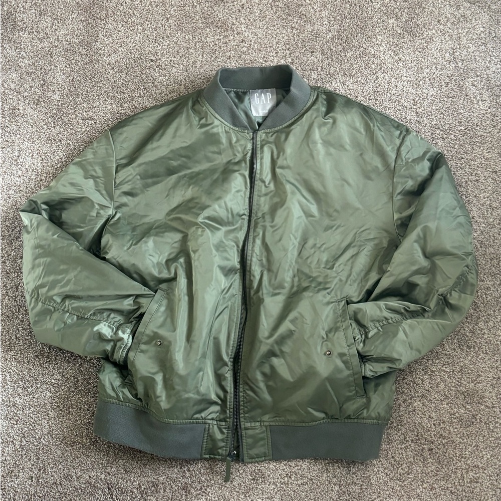 XL GAP ARMY GREEN BOMBER JACKET